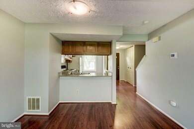 19614 Twinflower Cir, Germantown, MD 20876 - photo 2