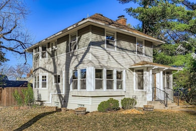 4856 Dupont Ave S - Web Quality - 003 - 02 Exterior Front.jpg