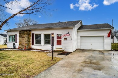 511 S Rauthland Ave, Wapakoneta, OH 45895 - photo 3