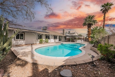 6325 Stonegate Way, Las Vegas, NV 89146 - photo 3