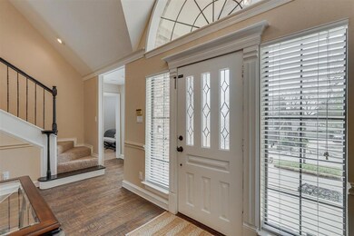 825 Shady Lake Dr, Bedford, TX 76021 - photo 4