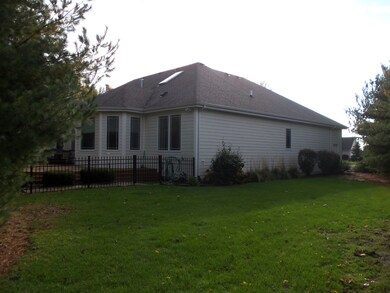 1640 Pebble Creek Dr, Morris, IL 60450 - photo 5