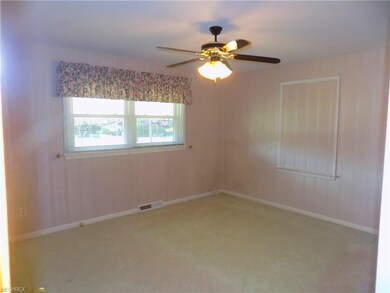 17631 Libby Rd, Maple Heights, OH 44137 - photo 3