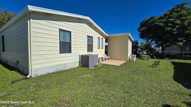 1350 Barefoot Cir, Sebastian, FL 32976 - photo 5