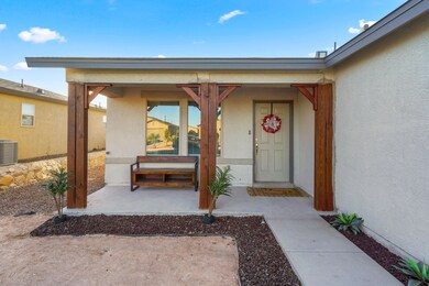 725 Nuevo Desierto Dr, Horizon City, TX 79928 - photo 4