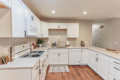 12 Pinehurst Cir, Glenwood, IA 51534 - photo 6