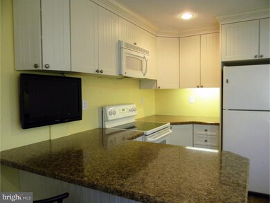 1080 Willow St, Southampton, PA 18966 - photo 4