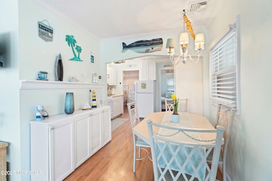 12-Dining 1B