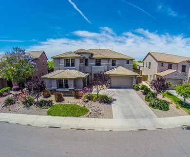 Emerald Drive-85