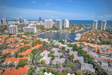 3571 Magellan Cir unit 3434, Miami, FL 33180 - photo 4