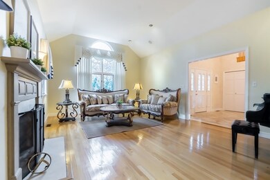 19 Carter Ln, Andover, MA 01810 - photo 5