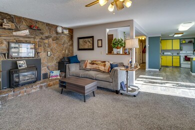 5-web-or-mls-2010 SW Reindeer Ave-5