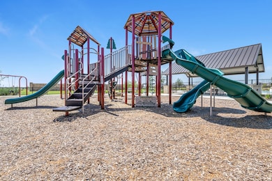 196 Upland Dr, Waller, TX 77484 - photo 5