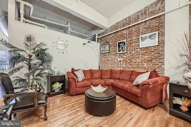 311 W Baltimore St unit 404, Baltimore, MD 21201 - photo 5