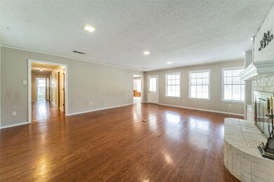 105 Oriole St, Weatherford, TX 76086 - photo 5