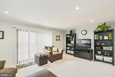 7126 Lasting Light Way, Columbia, MD 21045 - photo 6