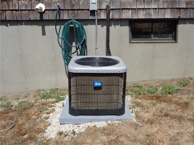 38 Stephen St, Riverside, RI 02915 - photo 4