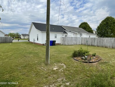 3612 Strange Ct, Greenville, NC 27834 - photo 3