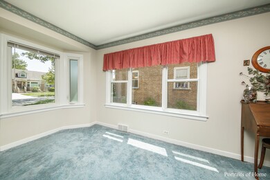 578 S Edgewood Ave, Elmhurst, IL 60126 - photo 6