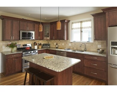 46 Magnolia St unit B, Arlington, MA 02474 - photo 2