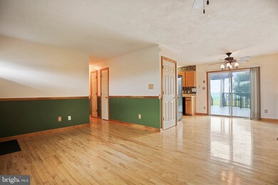 18902 Diller Dr, Hagerstown, MD 21742 - photo 4