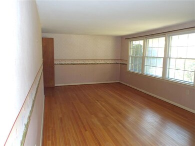 5765 Oak Ln, Zionsville, PA 18092 - photo 6