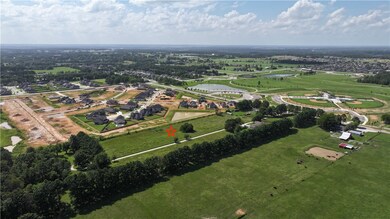 1531 W County Line Rd, Elm Springs, AR 72762 - photo 7