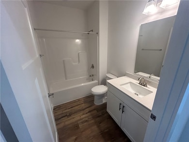 231 Lola Ct, McKees Rocks, PA 15136 - photo 6