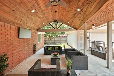 7407 Starbridge Dr, Houston, TX 77095 - photo 3