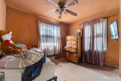 446 Ray St, Bakersfield, CA 93308 - photo 3