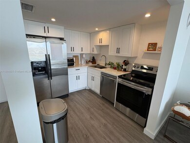 Sailboat Cay unit 902, North Miami, FL 33181 - photo 6