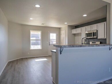 25204 E 92nd Ct S, Broken Arrow, OK 74014 - photo 7