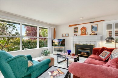 1028 Daley St, Edmonds, WA 98020 - photo 4