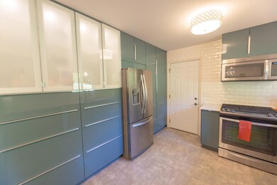 1732 Auburn Ave NE, Grand Rapids, MI 49505 - photo 4