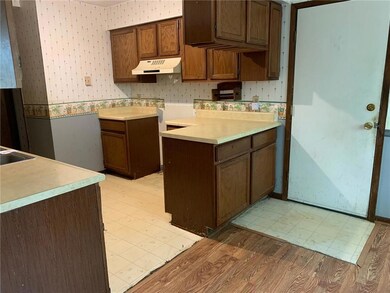 Kitchen Cupboard Space
