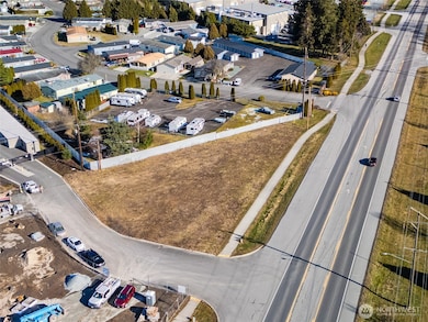 1418 Moore St, Sedro-Woolley, WA 98284 - photo 2