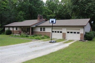 115 Meadow Woods Dr, Hendersonville, NC 28792 - photo 2