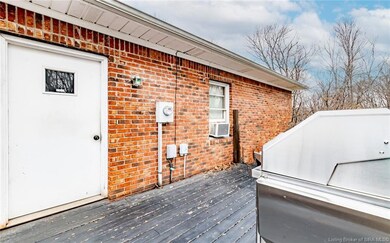 5700 Smith Rd, Floyds Knobs, IN 47119 - photo 5