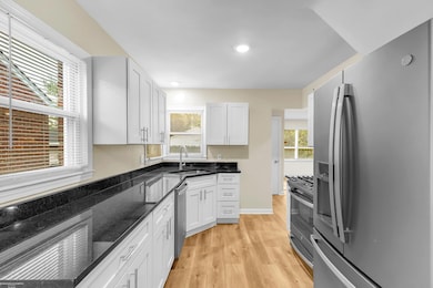 17363 Olympia, Redford, MI 48240 - photo 6