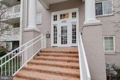 4081 S Four Mile Run Dr unit 302, Arlington, VA 22204 - photo 2