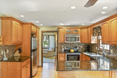 21 Crestview Dr, Millis, MA 02054 - photo 5