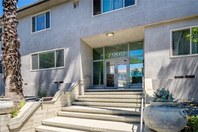 7969 Norton Ave unit 15, West Hollywood, CA 90046 - photo 2