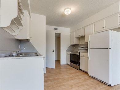 1813 E Lindsey St unit 4, Norman, OK 73071 - photo 5