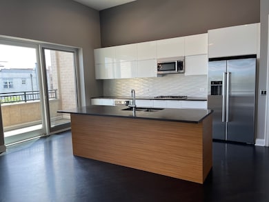 unlisted-address, Chicago, IL 60647 - photo 2