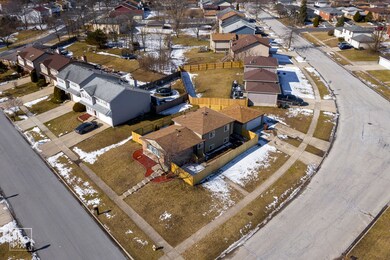 18142 Idlewild Dr, Country Club Hills, IL 60478 - photo 5