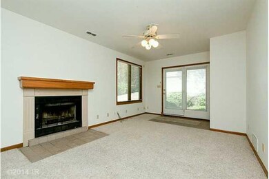 4034 55th St, Des Moines, IA 50310 - photo 2