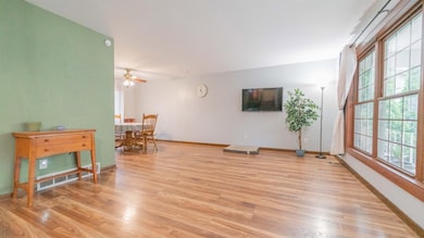 446 N True St, Griffith, IN 46319 - photo 4