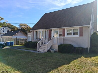 133 Oneida Ave, North Plainfield, NJ 07060 - photo 2