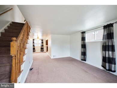 1058 Oakwood Dr, Glenolden, PA 19036 - photo 7