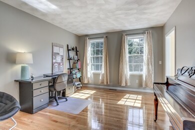 13 Cochrane Rd, Wilmington, MA 01887 - photo 5